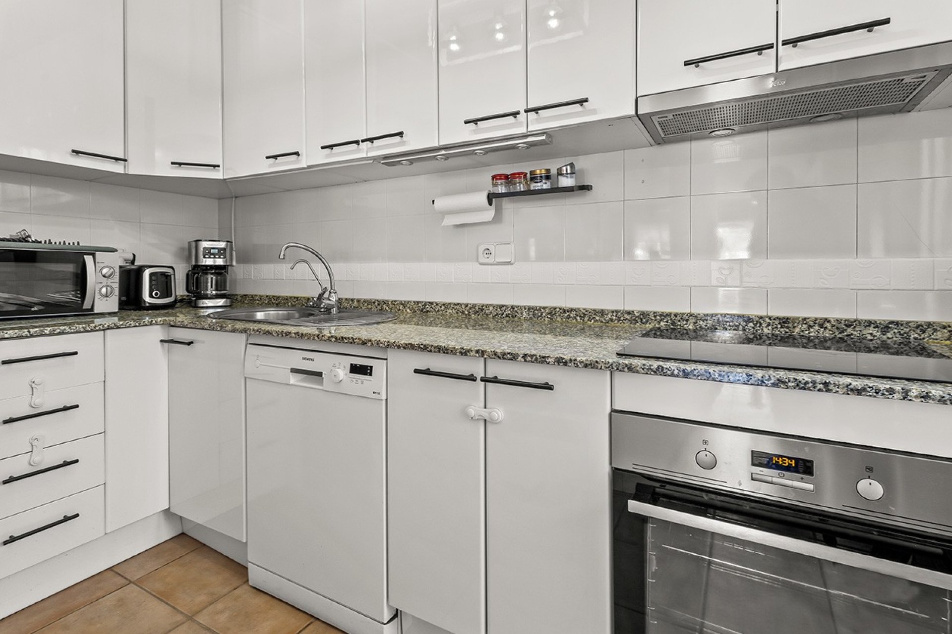 Reventa - Villa -
Torre de la Horadada - Pueblo Latino