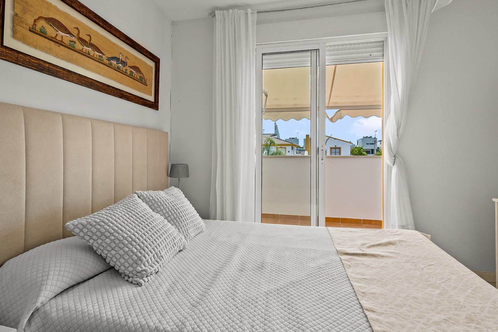 Reventa - Villa -
Torre de la Horadada - Pueblo Latino