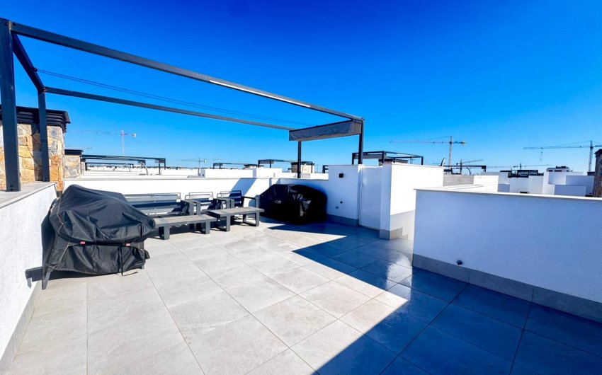 Reventa - Villa -
Torre Pacheco - Inland