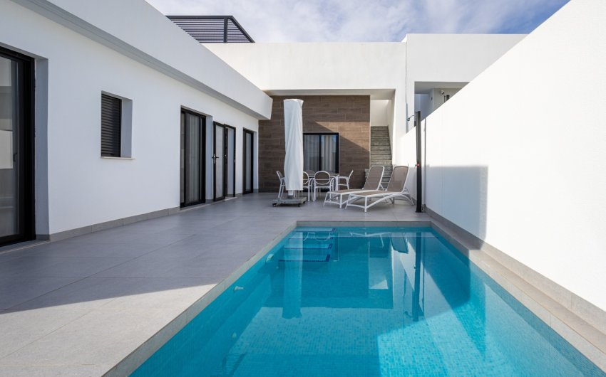 Reventa - Villa -
Torre Pacheco - Roldán