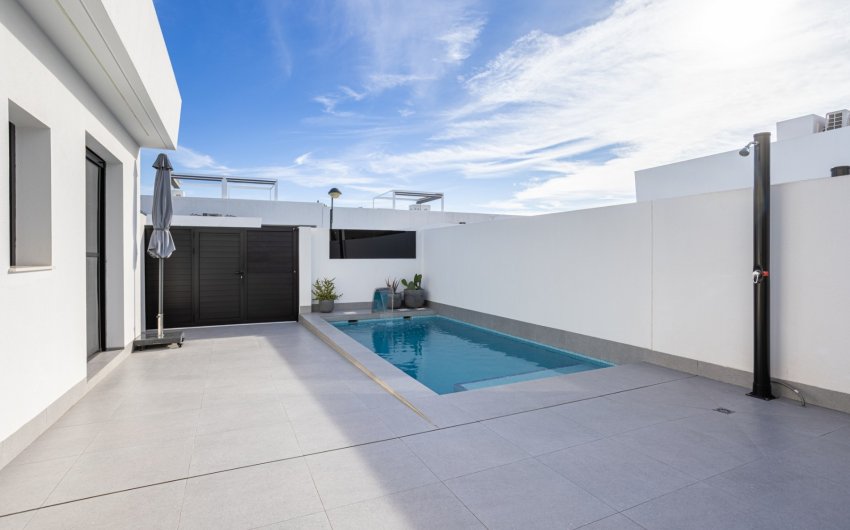 Reventa - Villa -
Torre Pacheco - Roldán