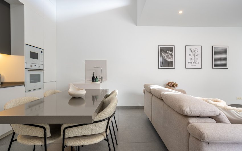 Reventa - Villa -
Torre Pacheco - Roldán
