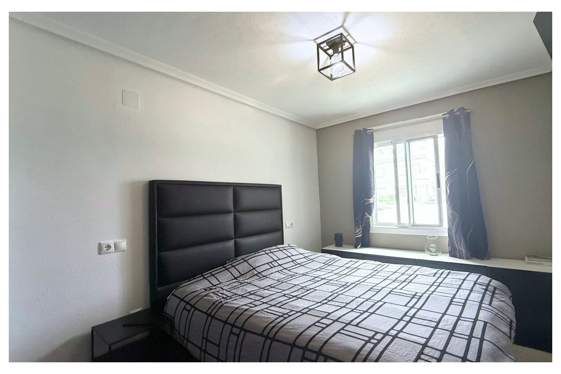 Reventa - Villa -
Torre Pacheco - Sierra Golf