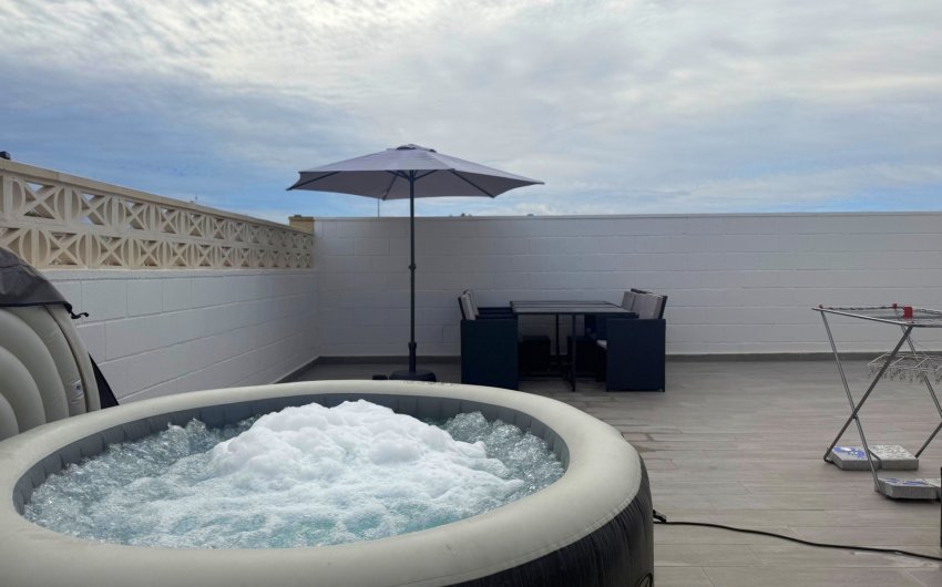 Reventa - Villa -
Torre Pacheco - Sierra Golf