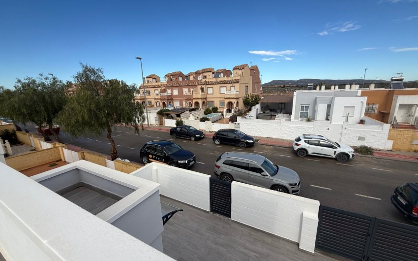 Reventa - Villa -
Torre Pacheco - Sierra Golf