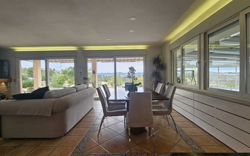 Reventa - Villa -
Torremendo - Costa Blanca