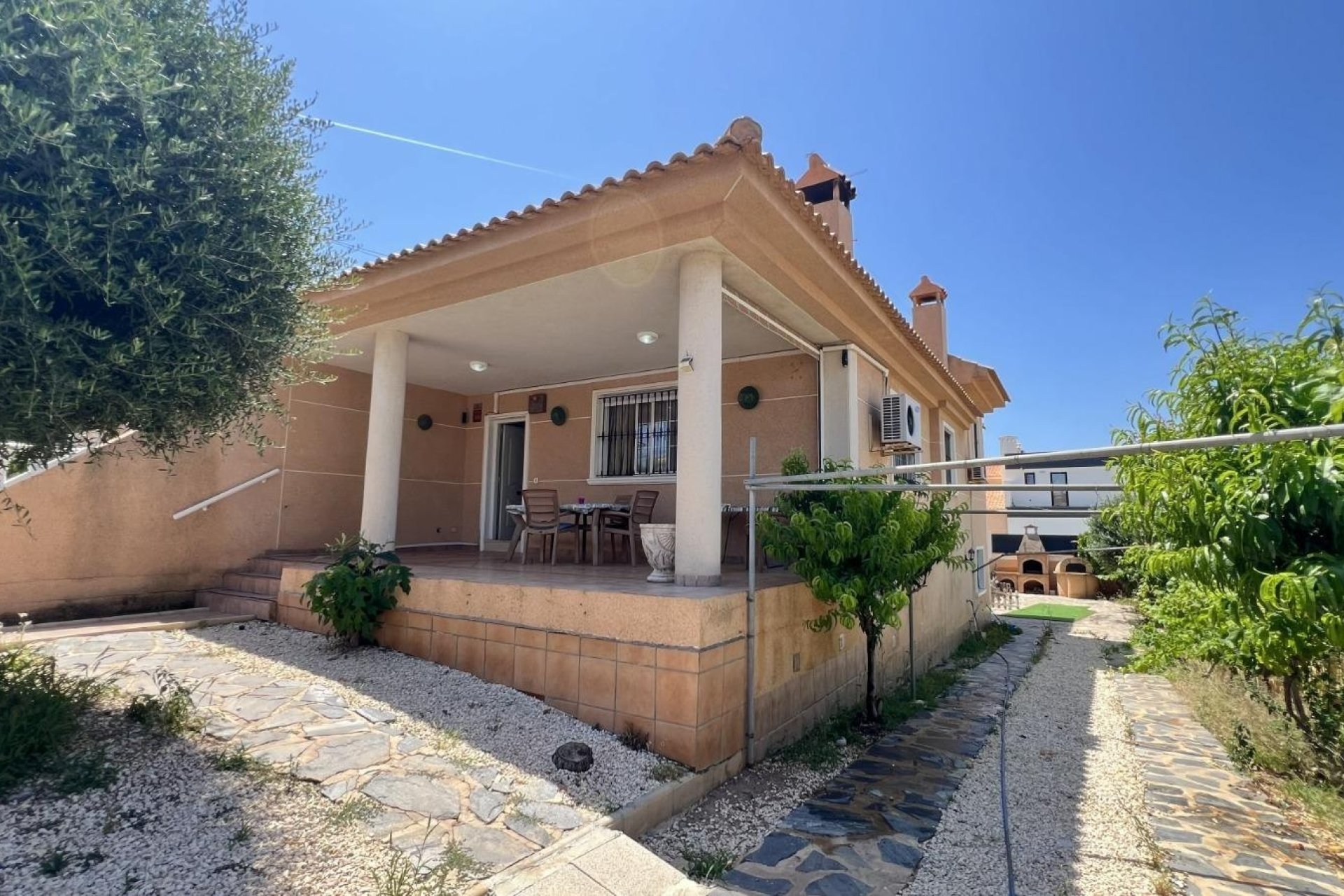 Reventa - Villa -
Torrevieja - Aguas Nuevas