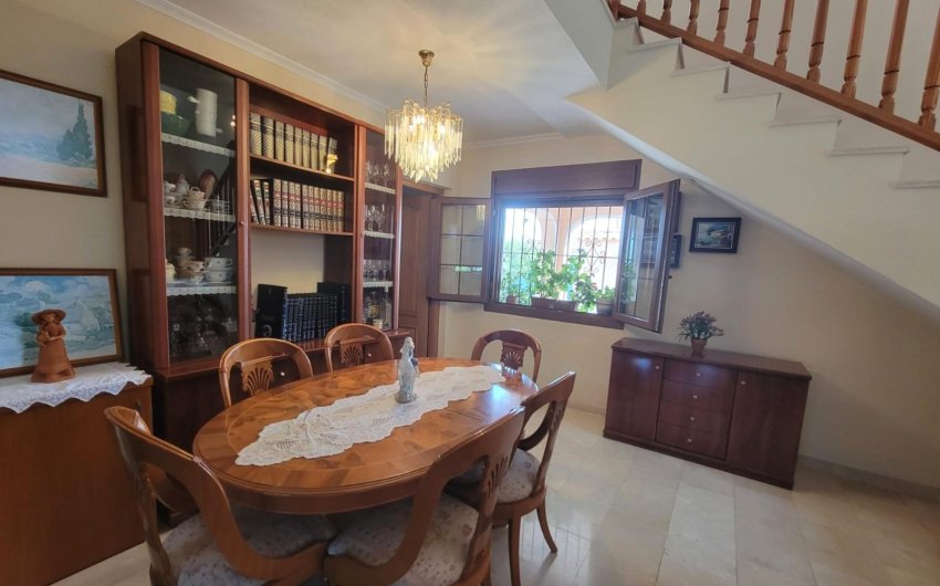 Reventa - Villa -
Torrevieja - Aguas Nuevas