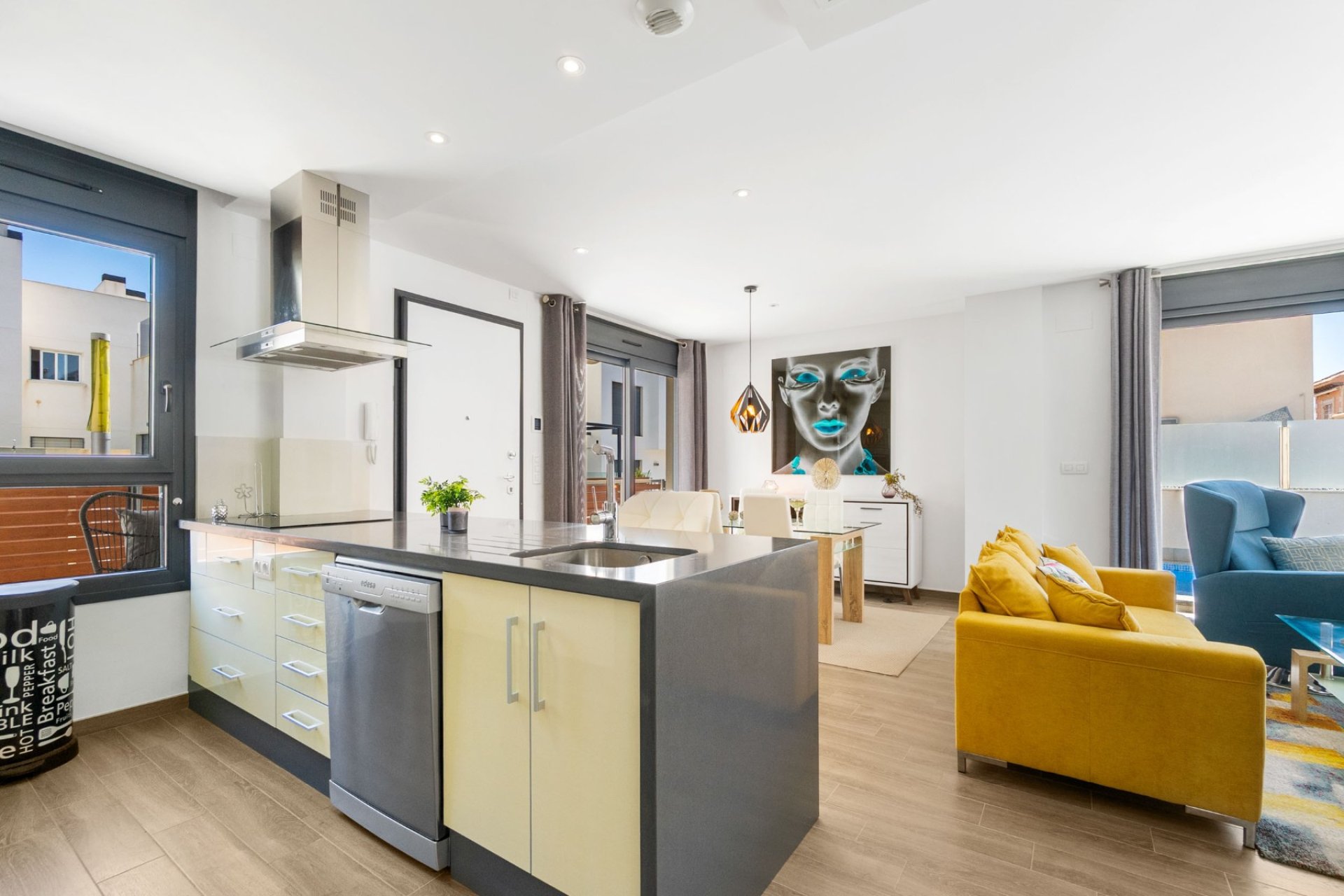 Reventa - Villa -
Torrevieja - Aguas Nuevas