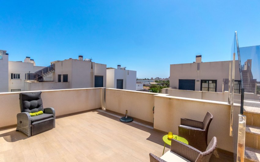 Reventa - Villa -
Torrevieja - Aguas Nuevas