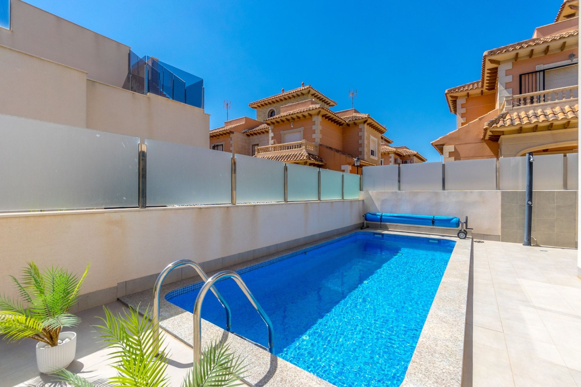 Reventa - Villa -
Torrevieja - Aguas Nuevas