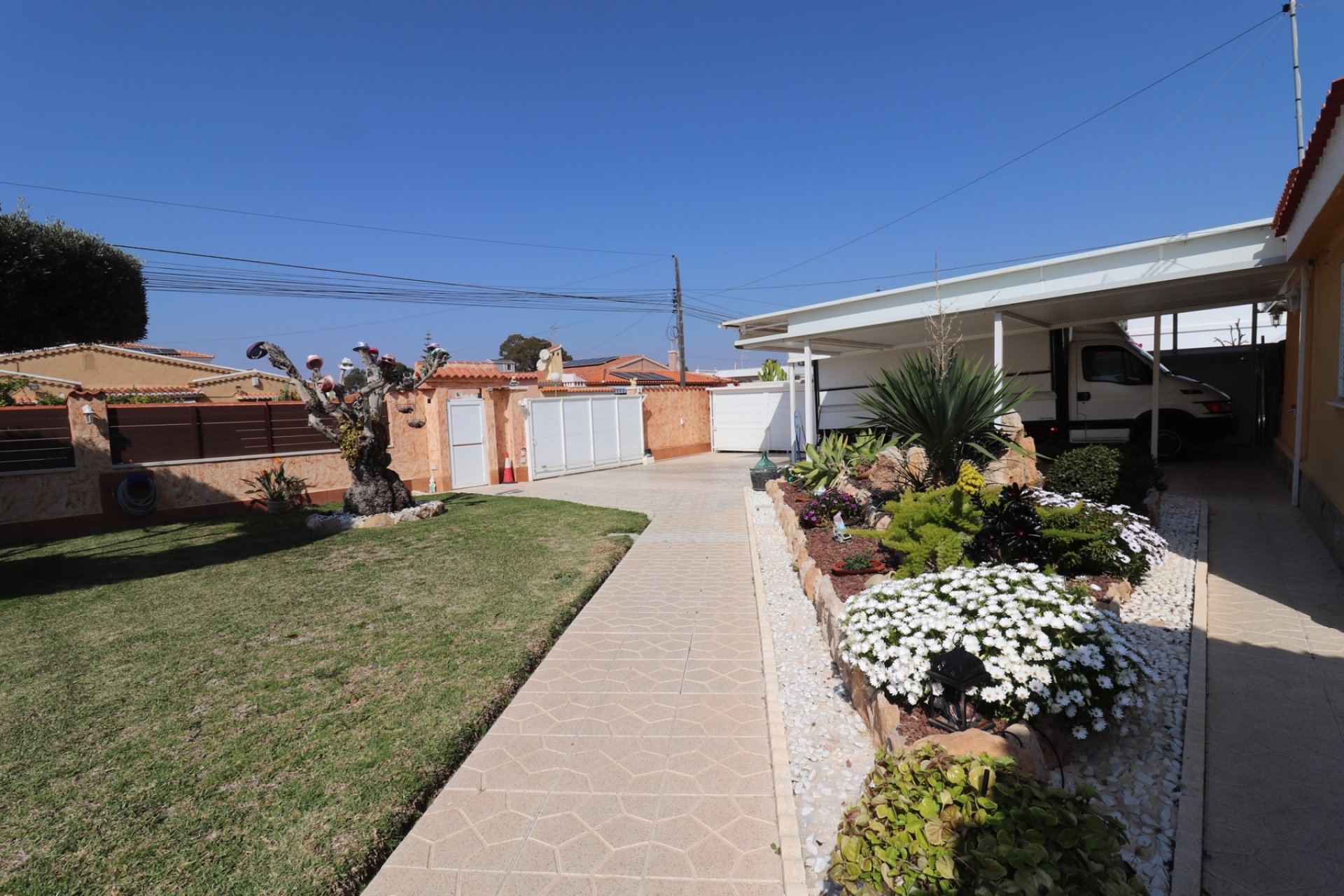 Reventa - Villa -
Torrevieja - Chaparral