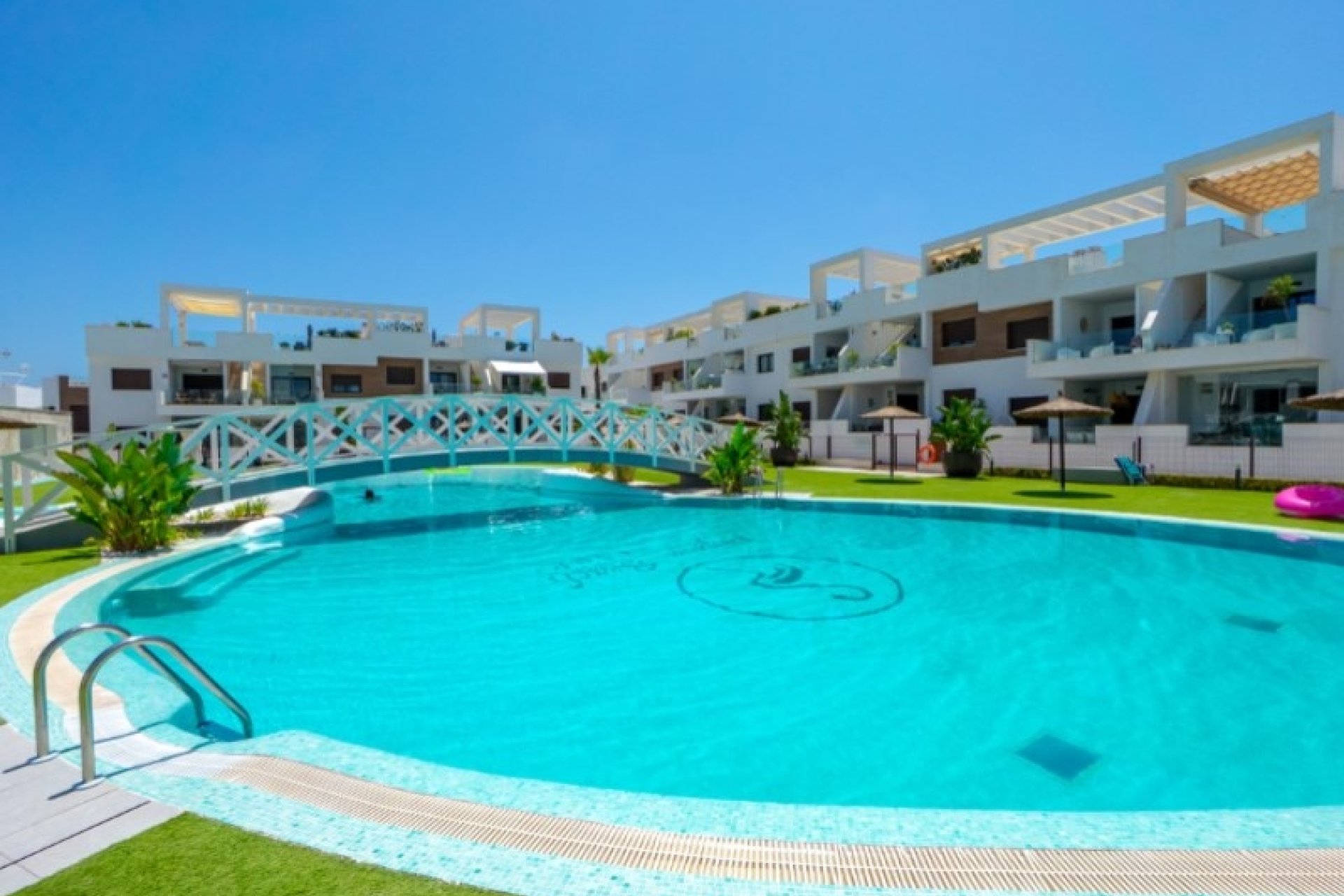 Reventa - Villa -
Torrevieja - Costa Blanca