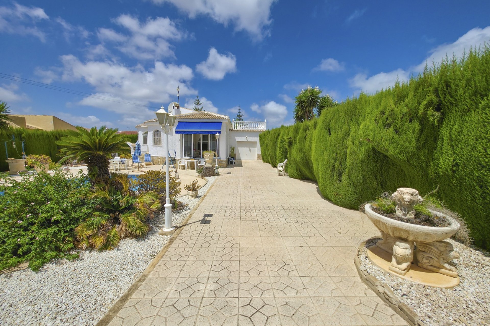 Reventa - Villa -
Torrevieja - Costa Blanca