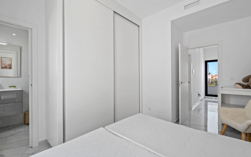 Reventa - Villa -
Torrevieja - Costa Blanca