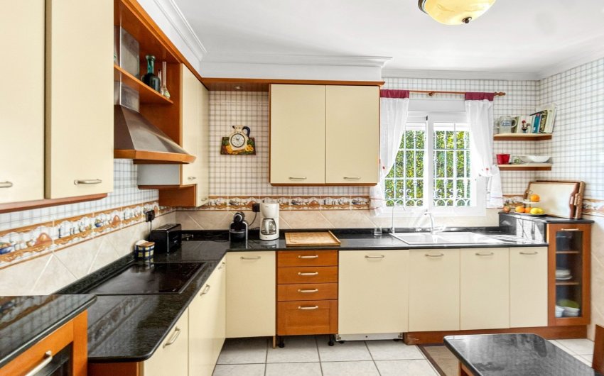Reventa - Villa -
Torrevieja - Costa Blanca