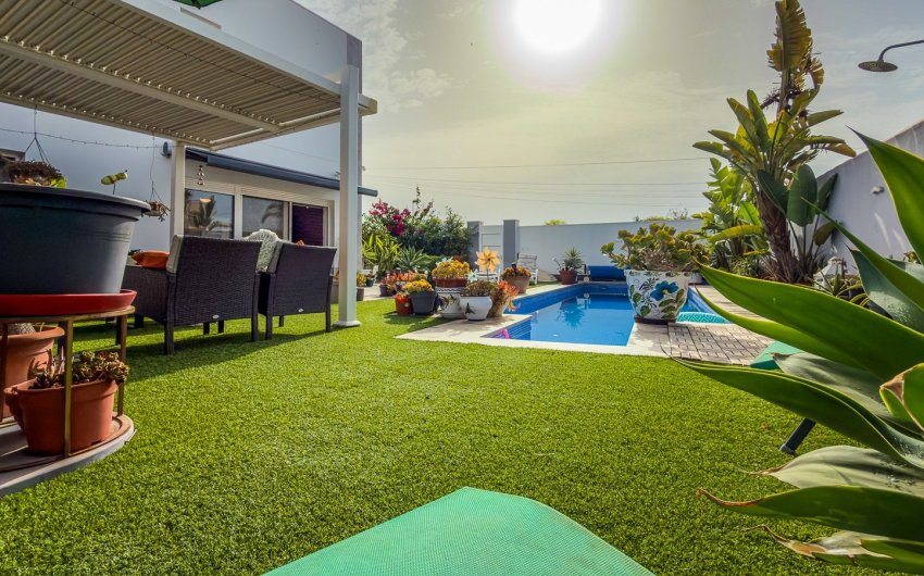 Reventa - Villa -
Torrevieja - Costa Blanca