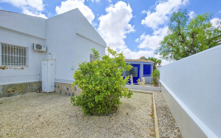 Reventa - Villa -
Torrevieja - Costa Blanca