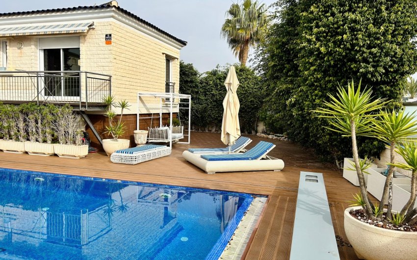 Reventa - Villa -
Torrevieja - Costa Blanca