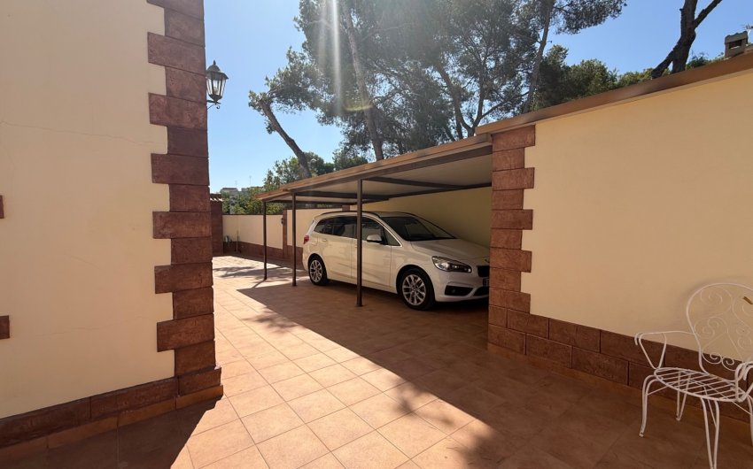Reventa - Villa -
Torrevieja - Costa Blanca