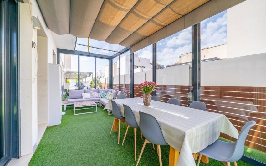 Reventa - Villa -
Torrevieja - Costa Blanca