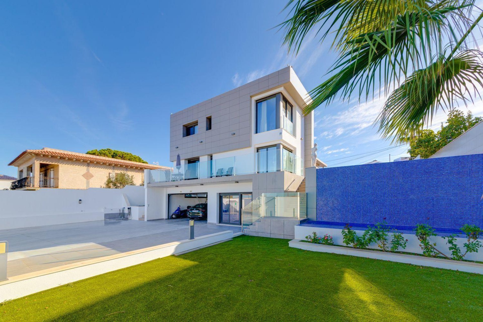 Reventa - Villa -
Torrevieja - Costa Blanca