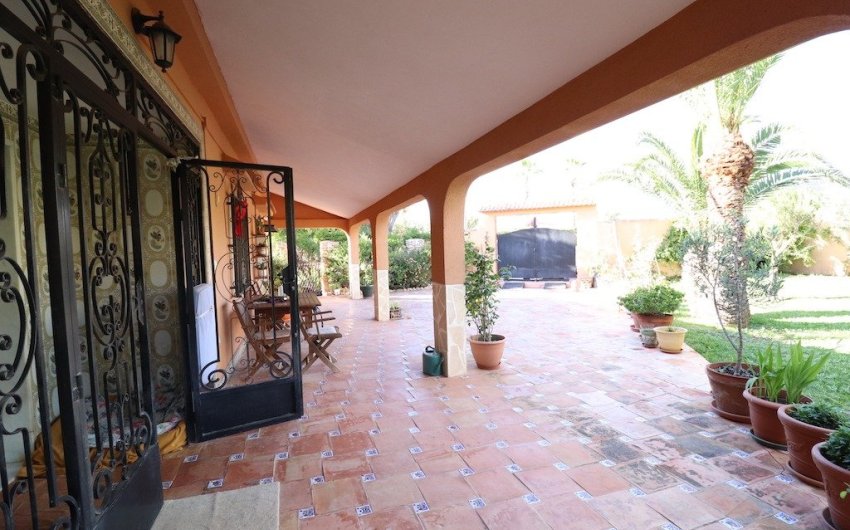 Reventa - Villa -
Torrevieja - Costa Blanca