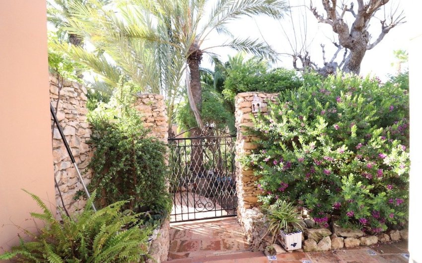 Reventa - Villa -
Torrevieja - Costa Blanca