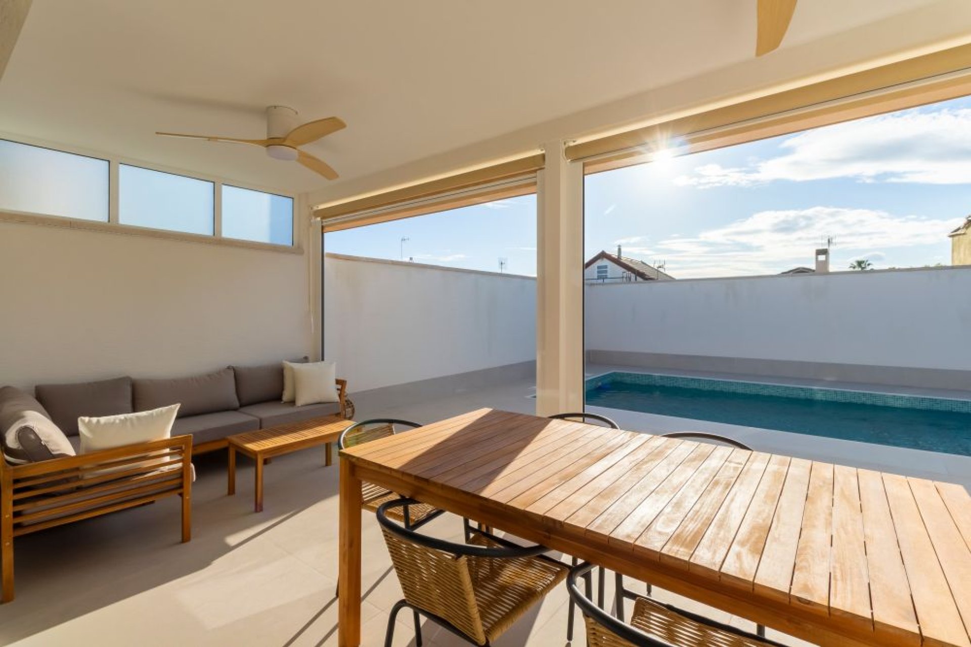Reventa - Villa -
Torrevieja - Costa Blanca