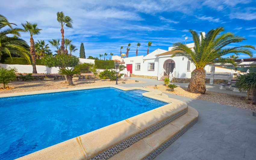 Reventa - Villa -
Torrevieja - Costa Blanca