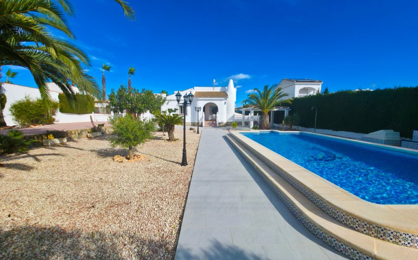 Reventa - Villa -
Torrevieja - Costa Blanca