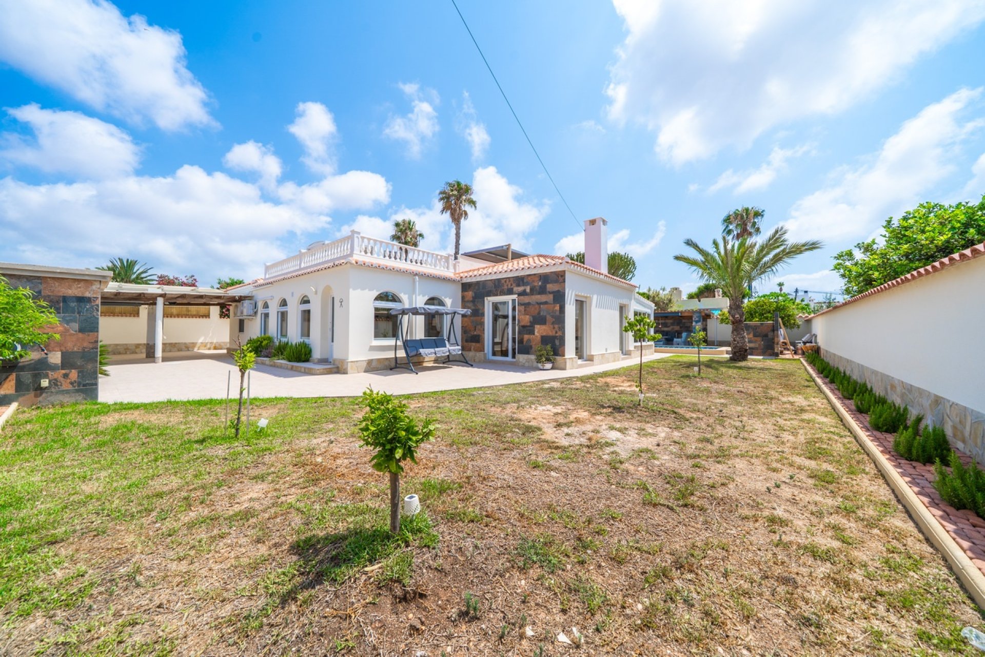 Reventa - Villa -
Torrevieja - Costa Blanca