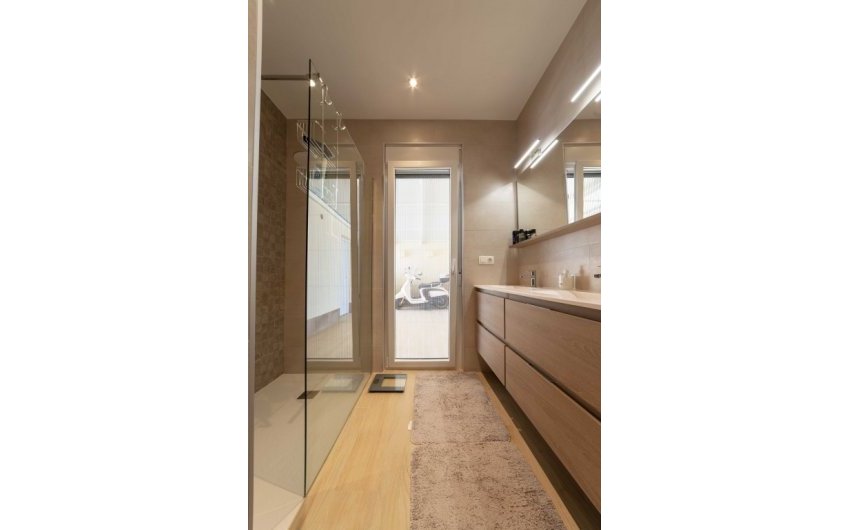 Reventa - Villa -
Torrevieja - Costa Blanca