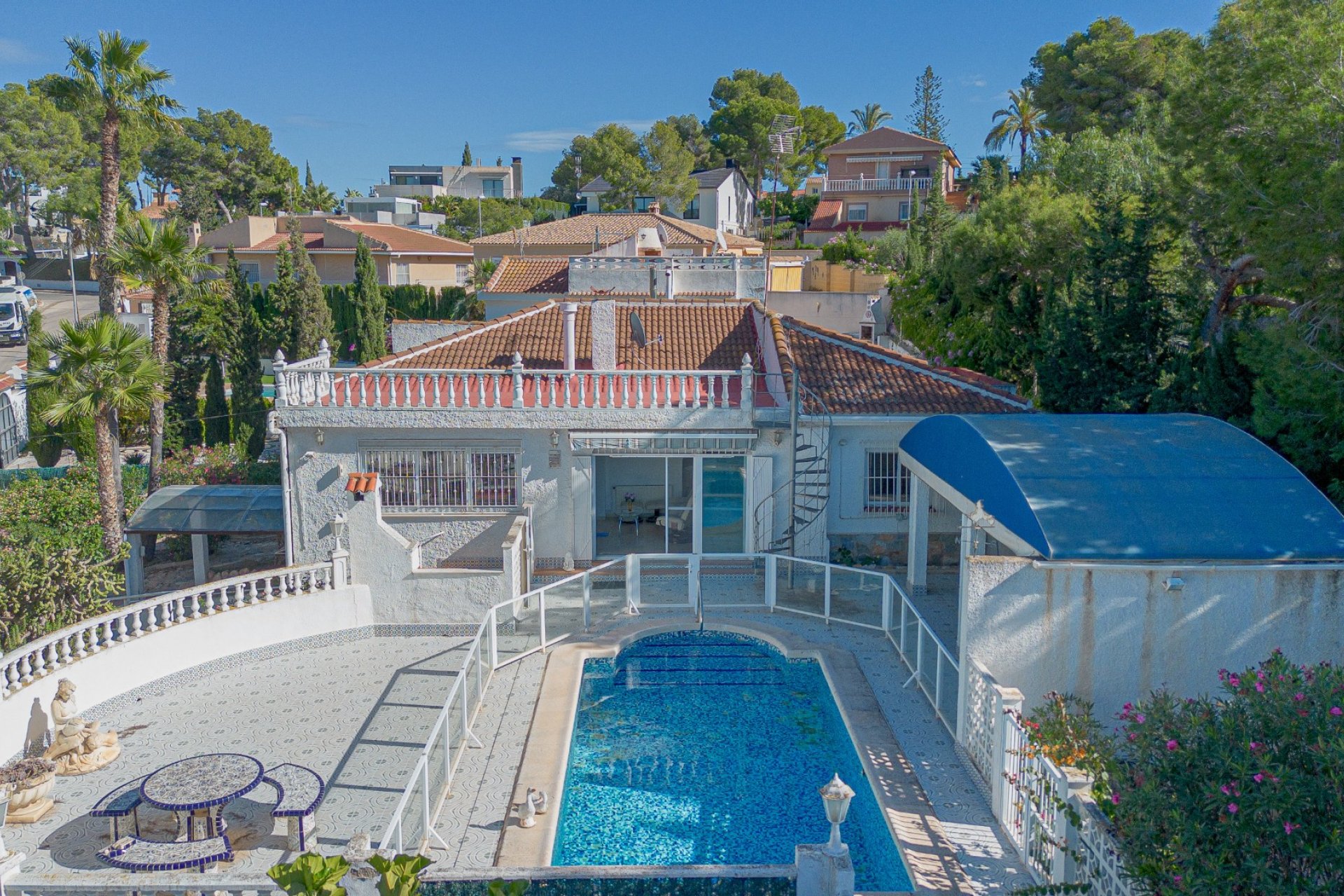 Reventa - Villa -
Torrevieja - Costa Blanca