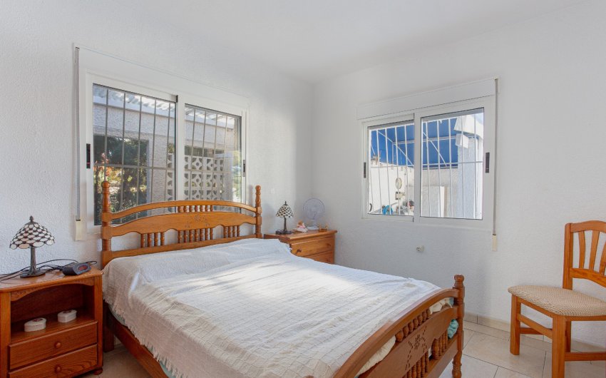 Reventa - Villa -
Torrevieja - Costa Blanca