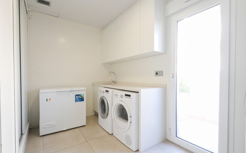 Reventa - Villa -
Torrevieja - Costa Blanca