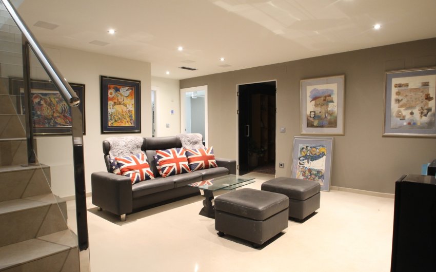 Reventa - Villa -
Torrevieja - Costa Blanca