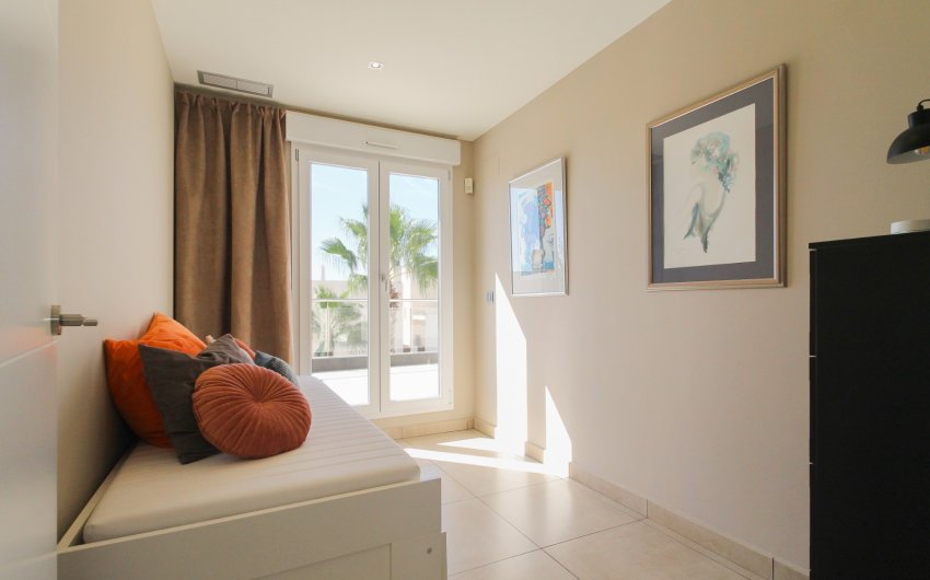 Reventa - Villa -
Torrevieja - Costa Blanca