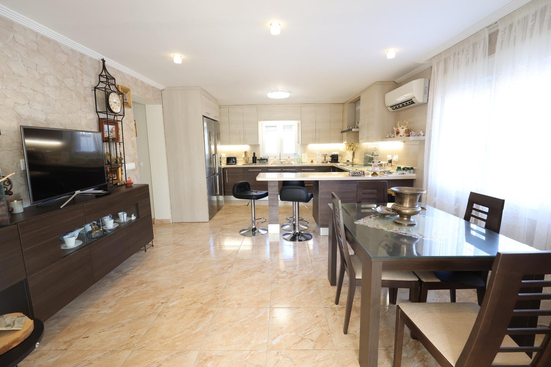 Reventa - Villa -
Torrevieja - Costa Blanca