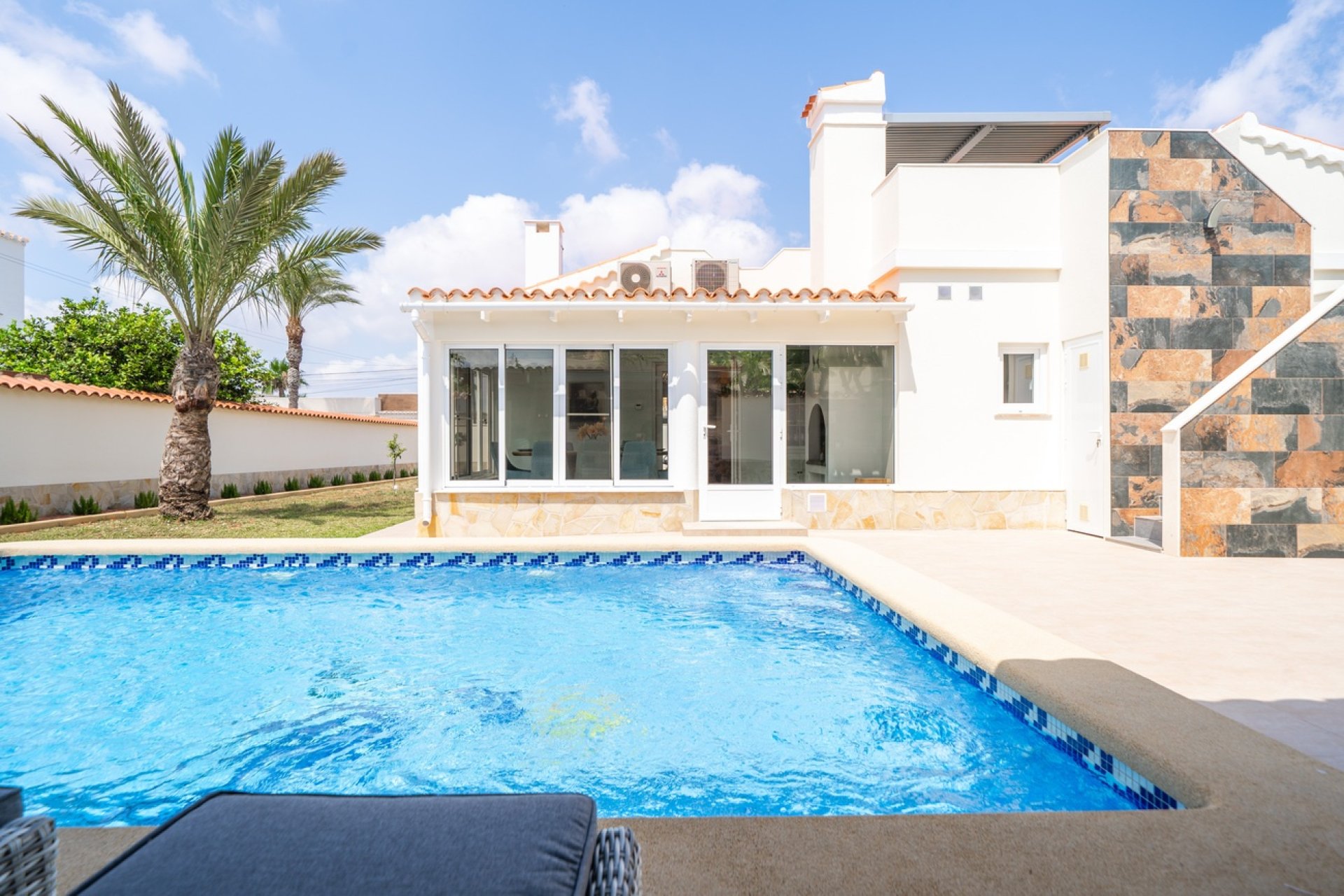Reventa - Villa -
Torrevieja - Costa Blanca