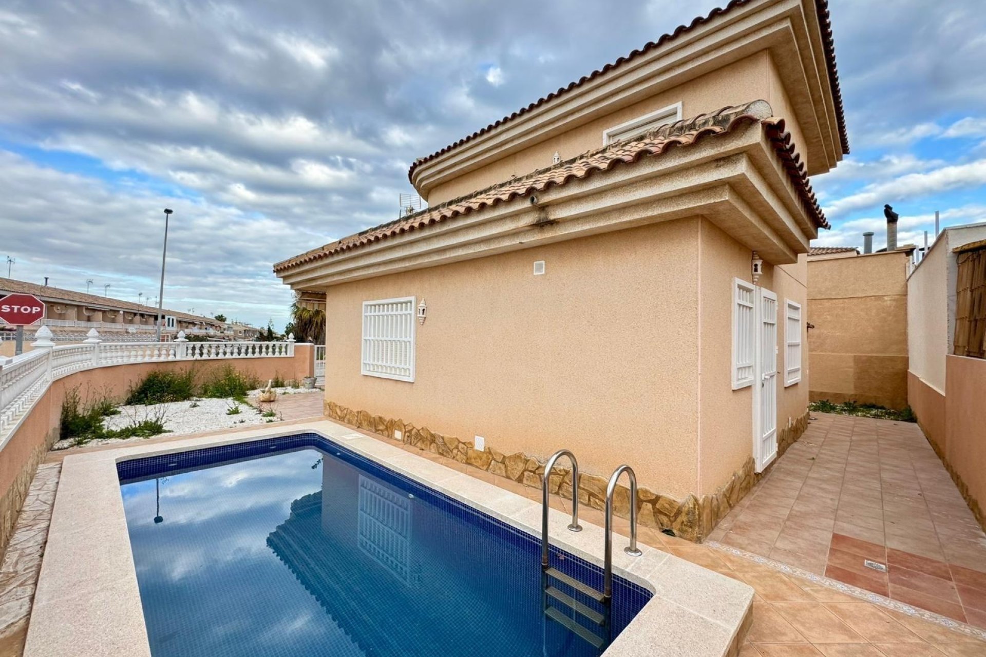 Reventa - Villa -
Torrevieja - Costa Blanca