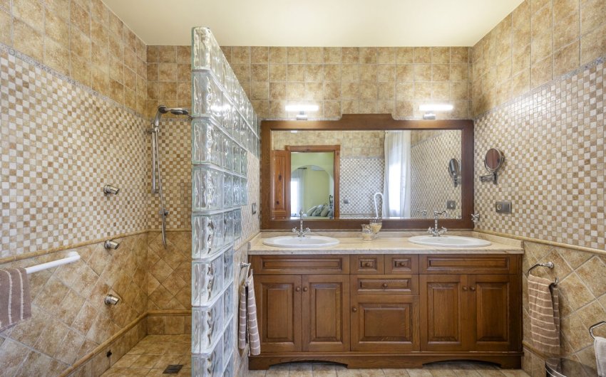 Reventa - Villa -
Torrevieja - Costa Blanca