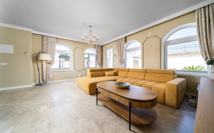 Reventa - Villa -
Torrevieja - Costa Blanca