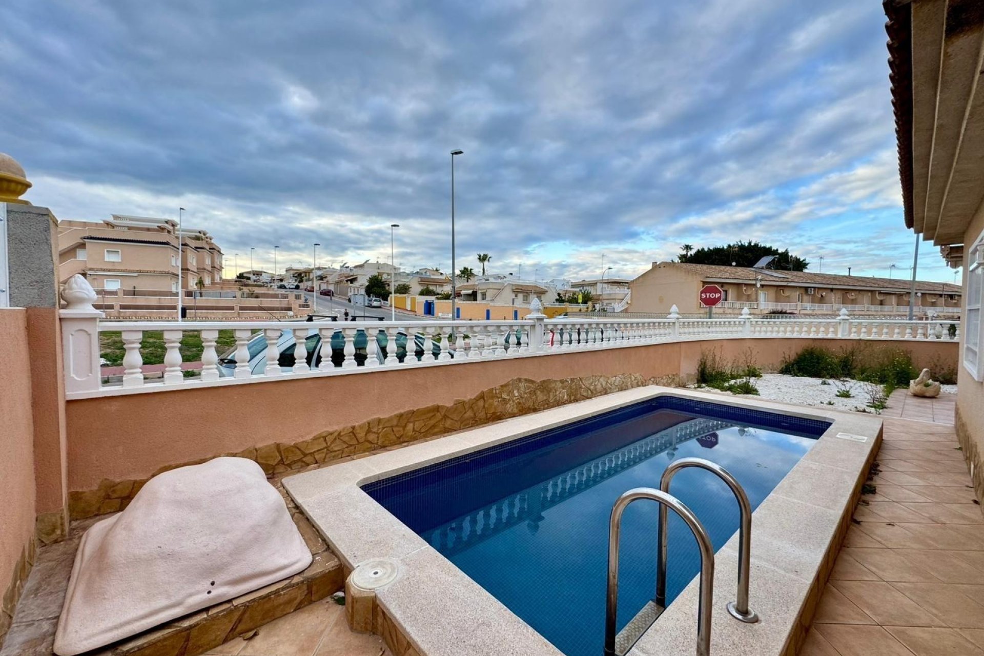 Reventa - Villa -
Torrevieja - Costa Blanca