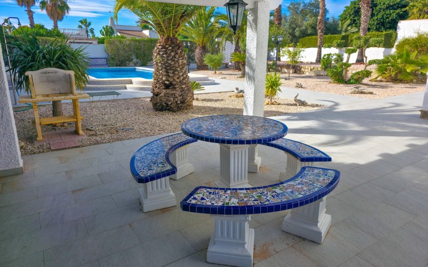 Reventa - Villa -
Torrevieja - Costa Blanca