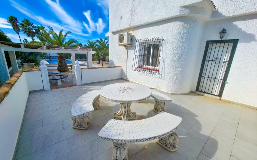 Reventa - Villa -
Torrevieja - Costa Blanca