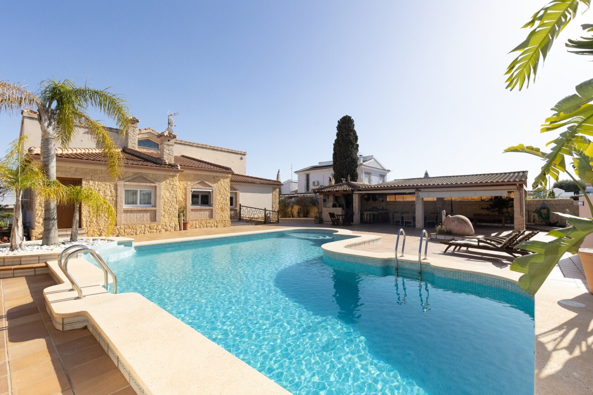 Reventa - Villa -
Torrevieja - Costa Blanca