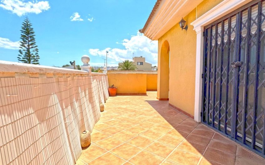 Reventa - Villa -
Torrevieja - Costa Blanca
