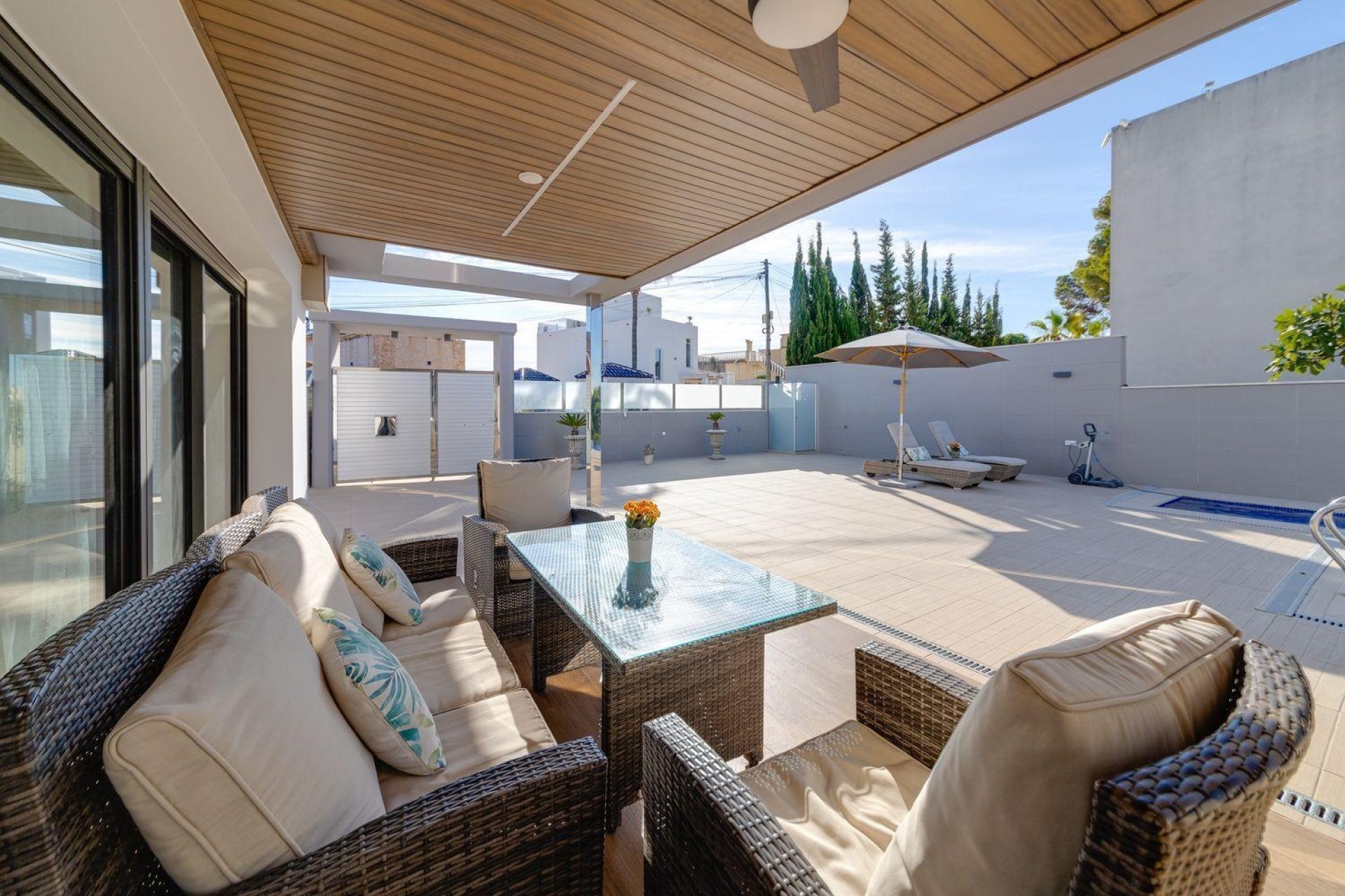 Reventa - Villa -
Torrevieja - Costa Blanca