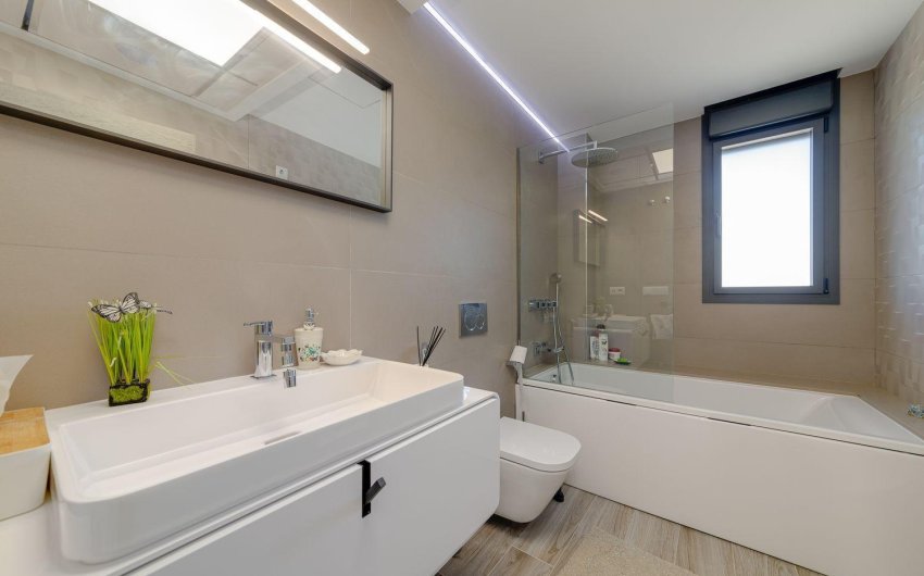 Reventa - Villa -
Torrevieja - Costa Blanca